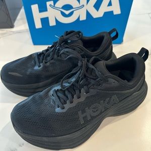 Black Hoka shoes (Bondi 8)  9.5 Wide